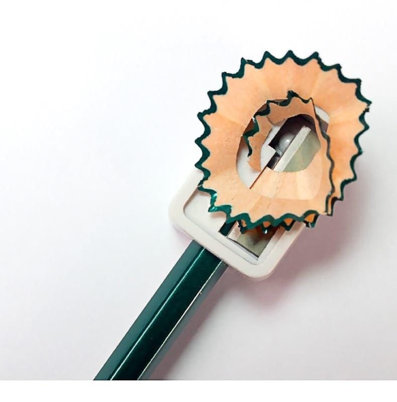 HỘP 12 BÚT CHÌ ĐEN 2B